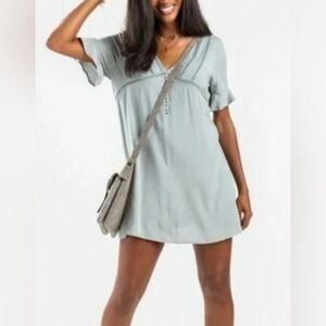 BLUE RAIN - Light Green Short Sleeve Dress